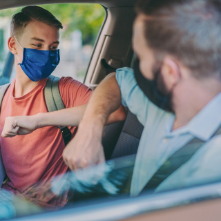 Mi día protegido contra los gérmenes causantes de enfermedades con Lysol®