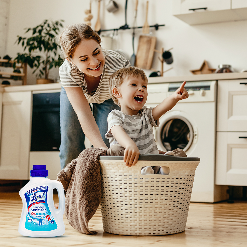 Desinfecta tu ropa con Lysol Laundry Sanitizer