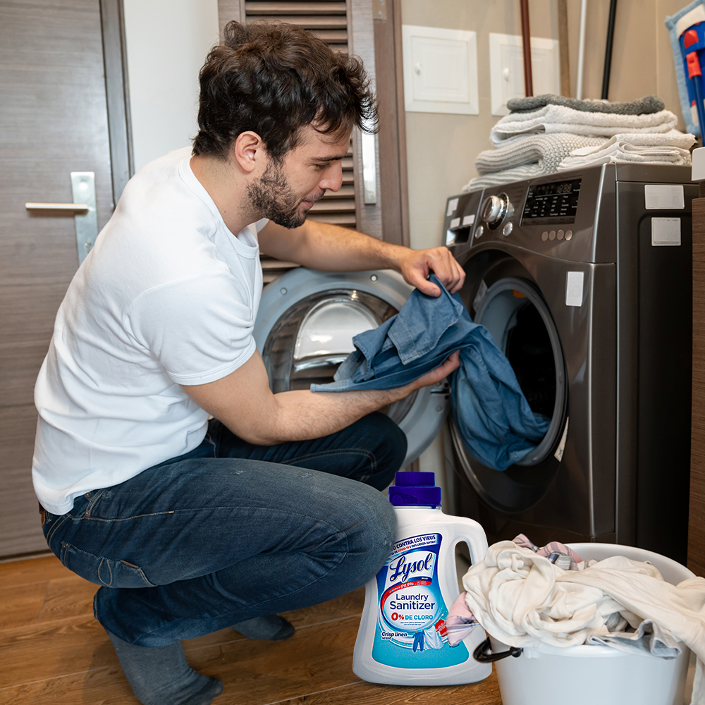 Desinfecta tu ropa con Lysol Laundry Sanitizer